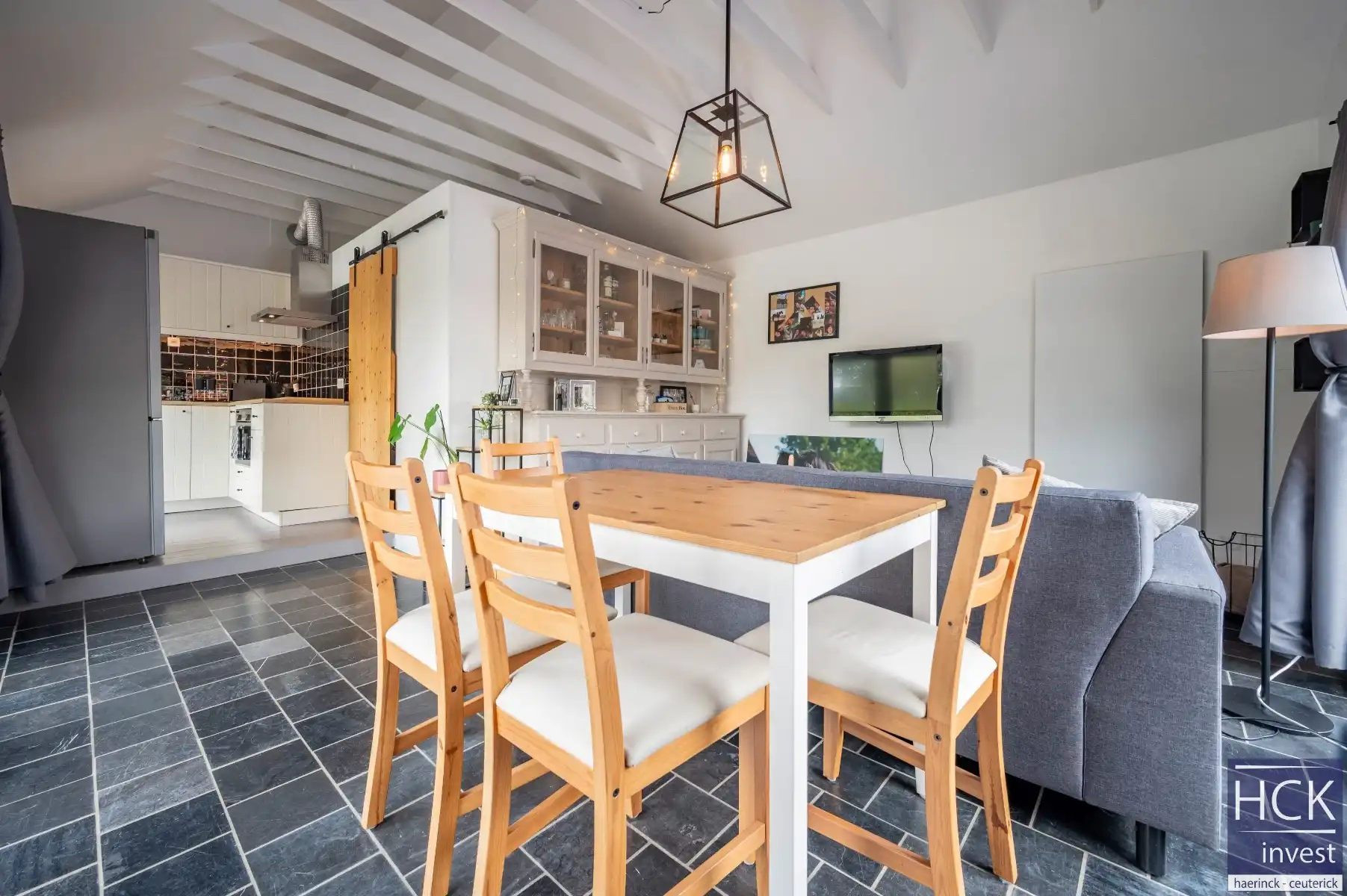 KRUISHOUTEM - Instapklare en prachtig gelegen woning met 4 SLPK. én zwembad foto 35