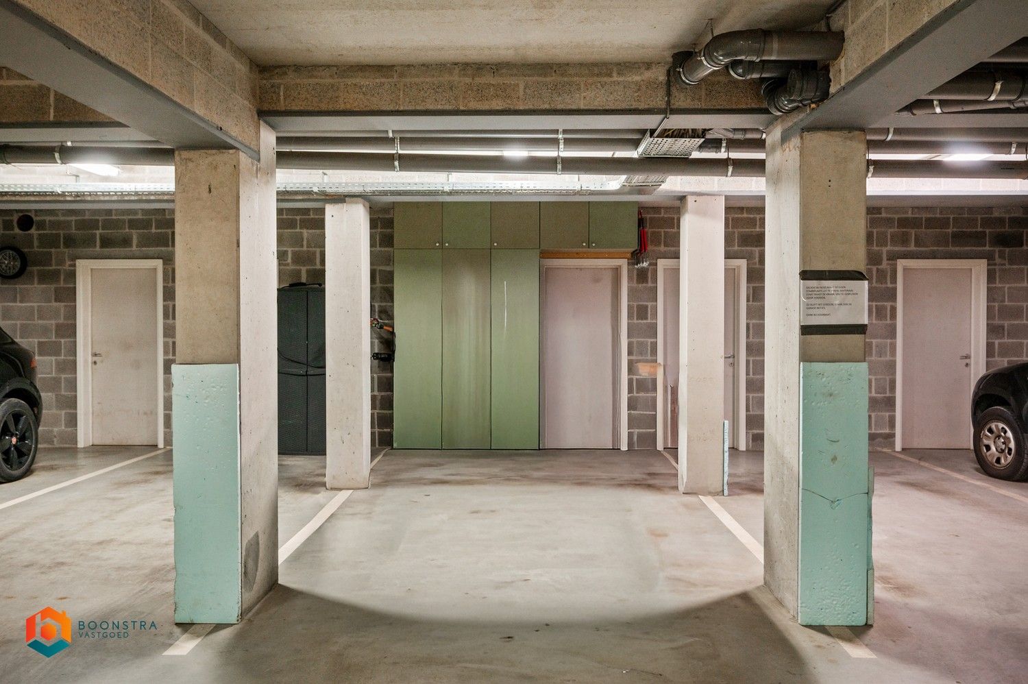 Luxueus instapklaar app met 2 slpkrs en staanplaats foto 15