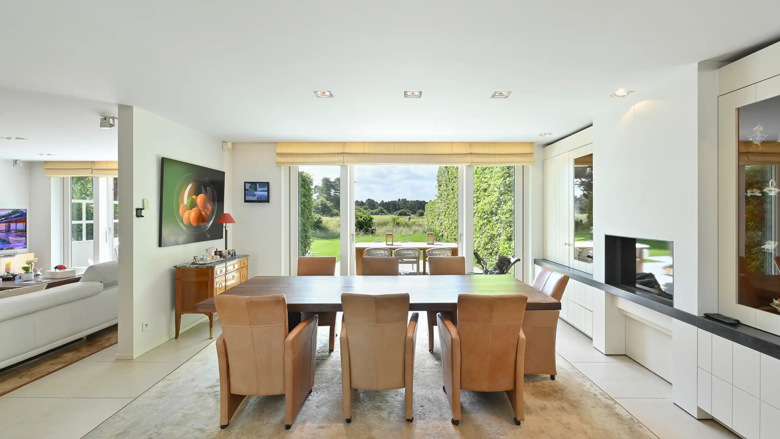 VILLA met panoramisch zicht en unieke ligging aan de golf... foto 28