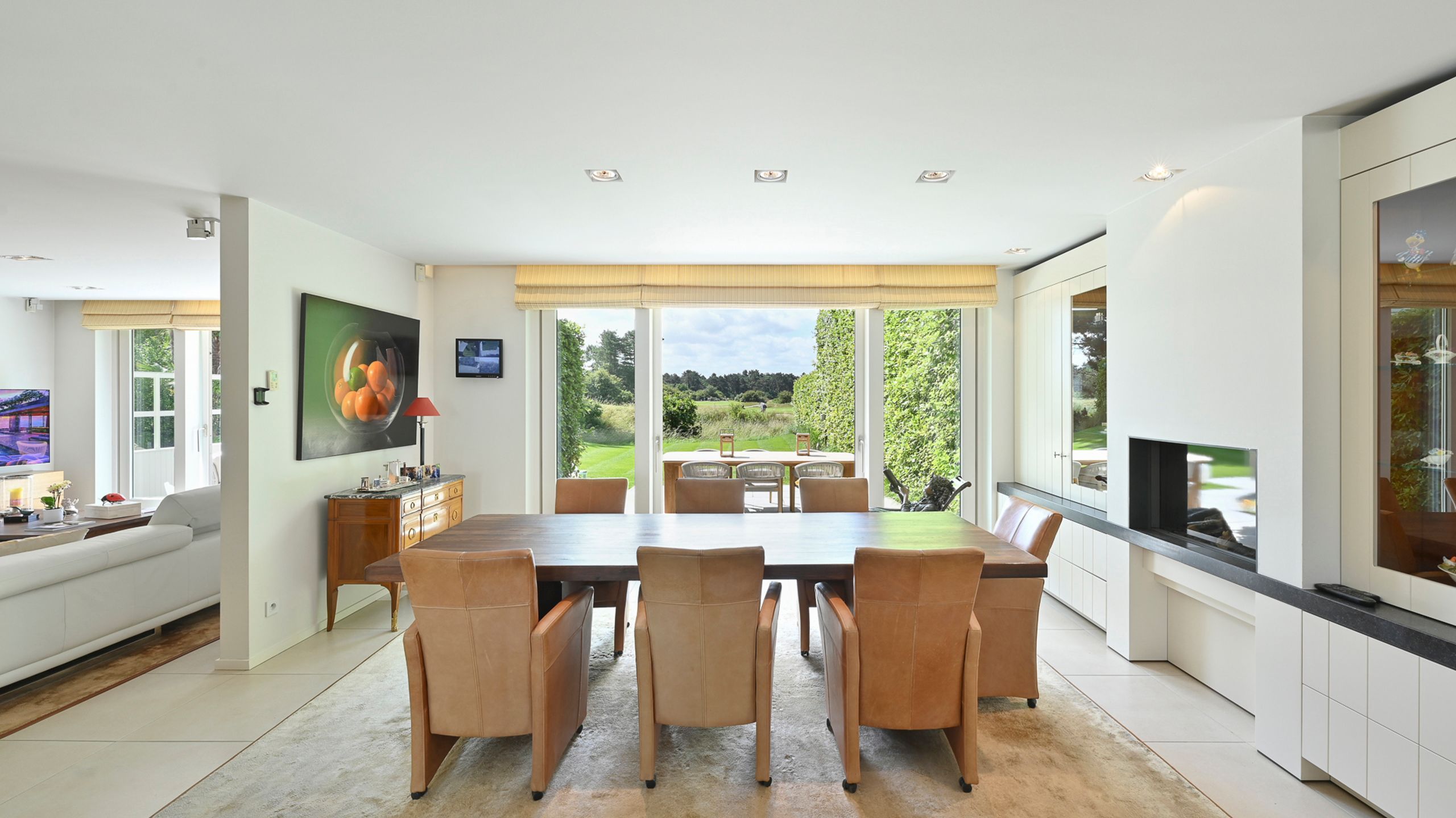 VILLA met panoramisch zicht en unieke ligging aan de golf... foto 28