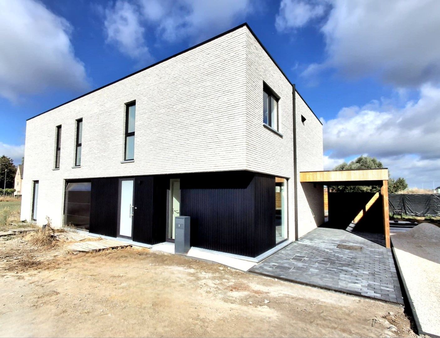 ()=>{if(producerUpdateValueVersion(node),producerAccessed(node),node.value===ERRORED)throw node.error;return node.value} Witbierstraat 5 - - 8720 Dentergem