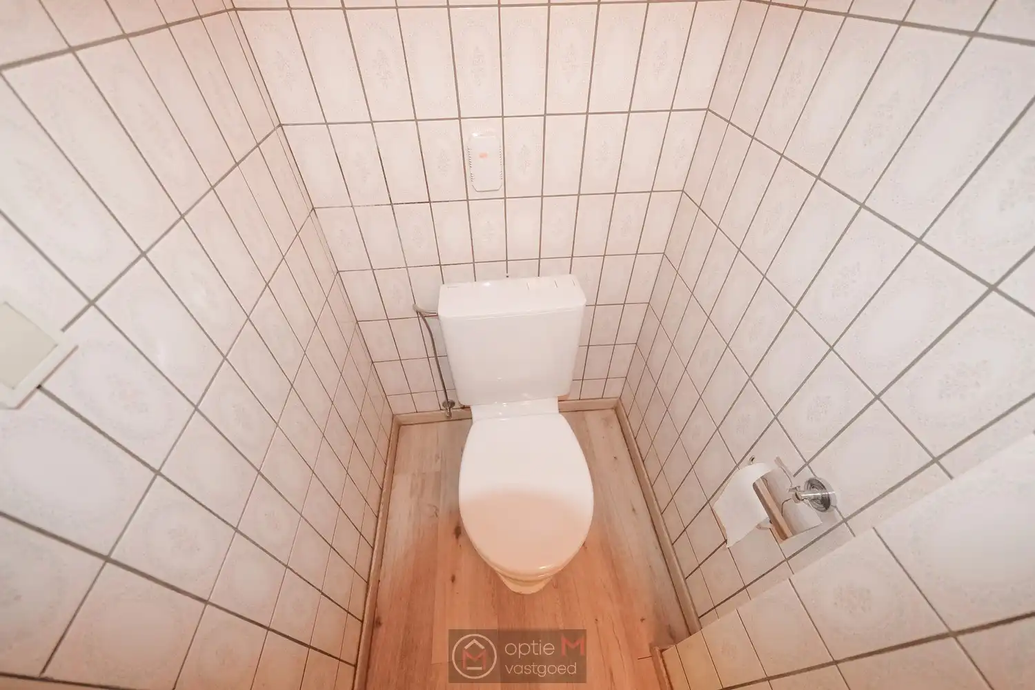 RUIM KANTOORGEBOUW OP TOPLIGGING IN BILZEN foto 19