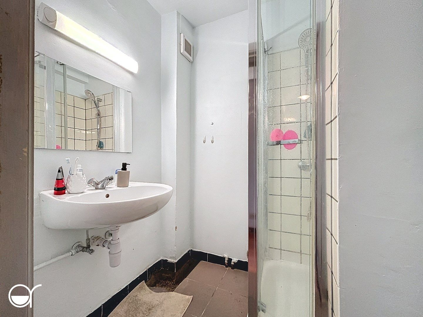 Energiezuinig, te renoveren appartement met 2 slaapkamers binnen de ring van Gent foto 14