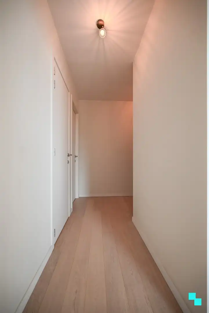 Nieuwbouw tweeslaapkamerappartement met garagebox in centrum Lendelede foto 16