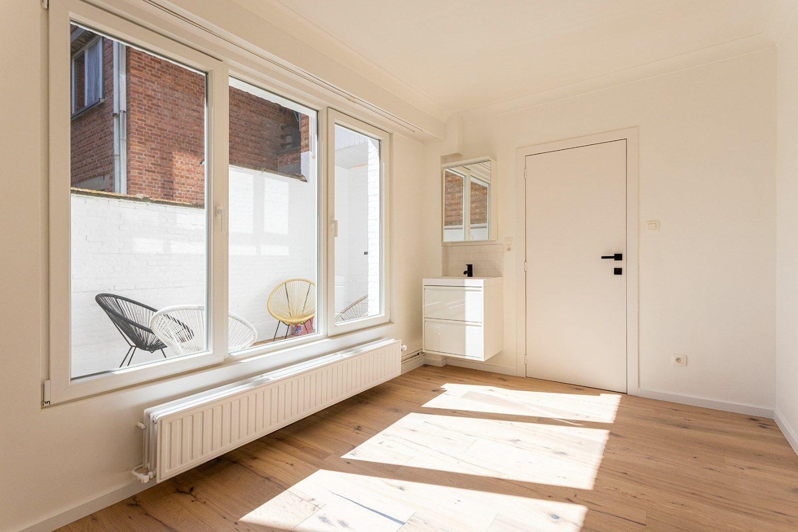 Charmant gelijkvloers appartement met 2 slaapkamers! foto 10
