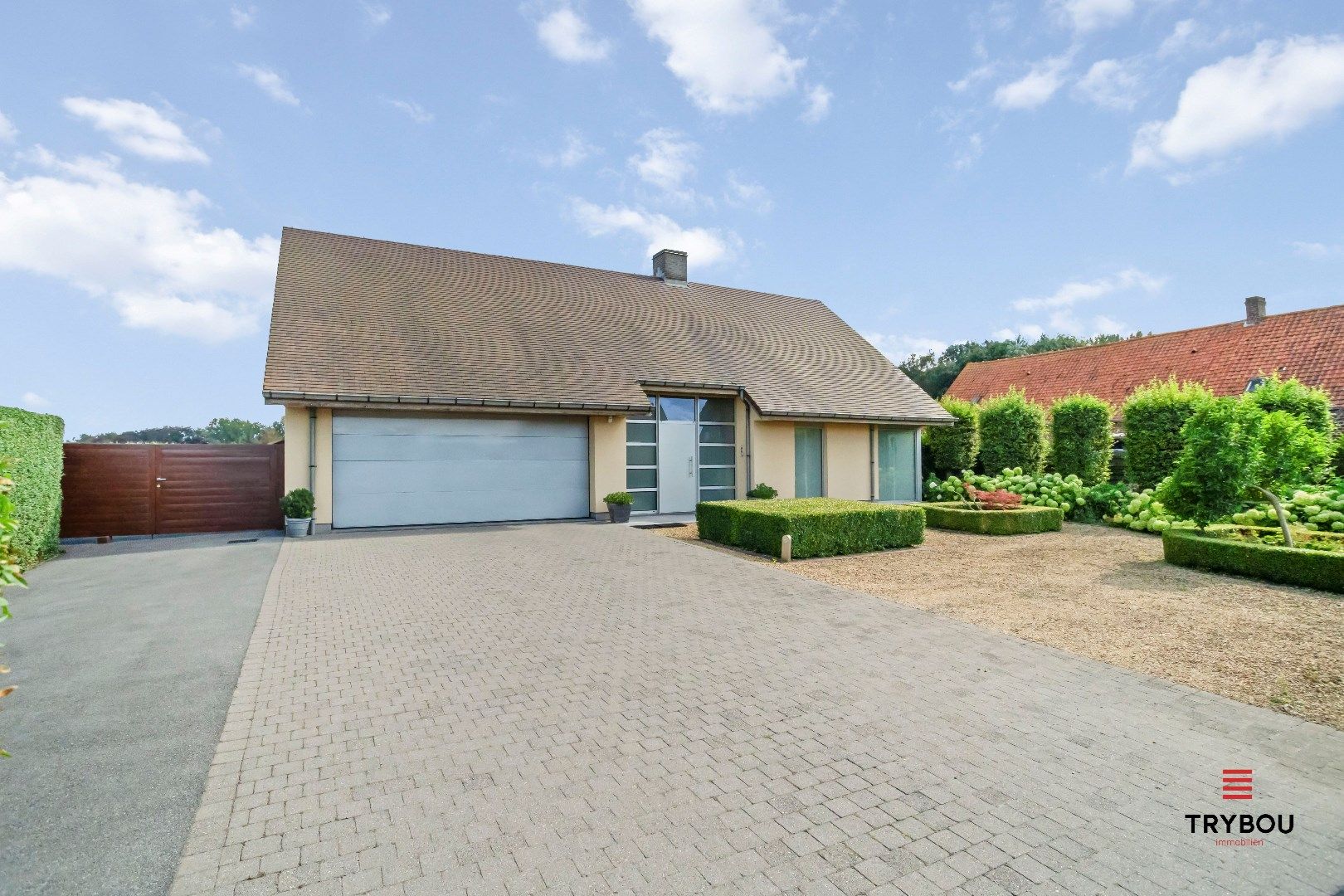 Prachtig gelegen villa op ruim perceel van 1989m² foto 1