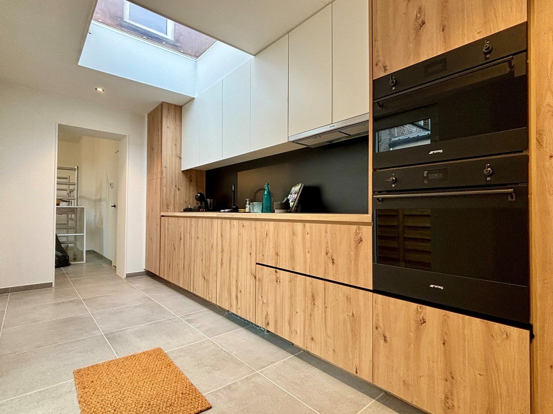 Instapklare, knap gerenoveerde rijwoning op wandelafstand van het centrum van Kuurne. foto 6