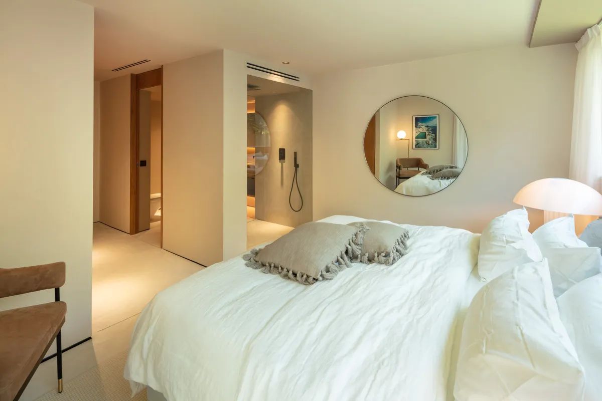 Strak, stijlvol en subliem: moderne designvilla in het hart van Nueva Andalucía – luxe leven op topniveau aan de Costa del Sol foto 15
