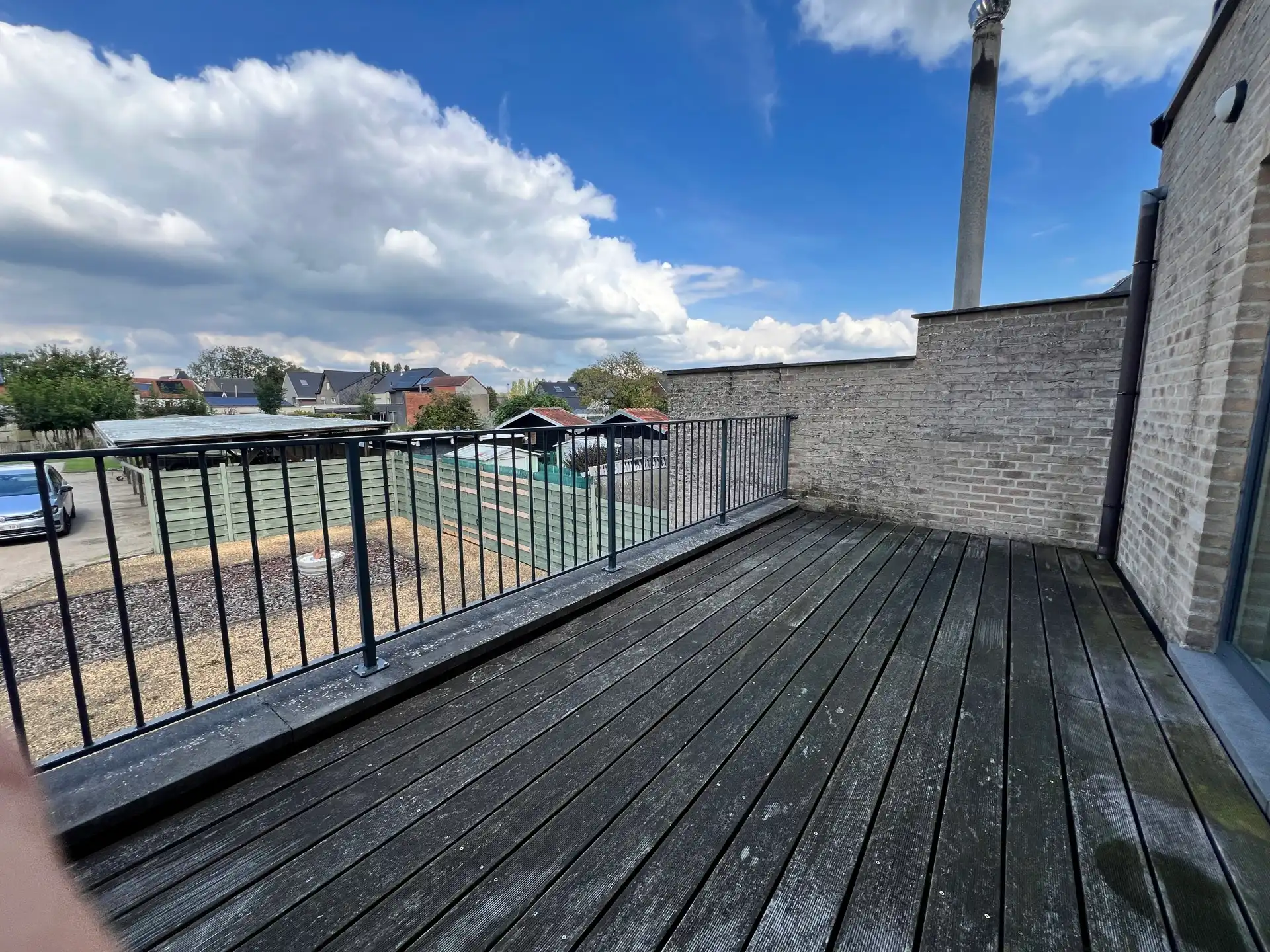 HERZELE – Ruim 2-slaapkamerappartement met terras foto 8