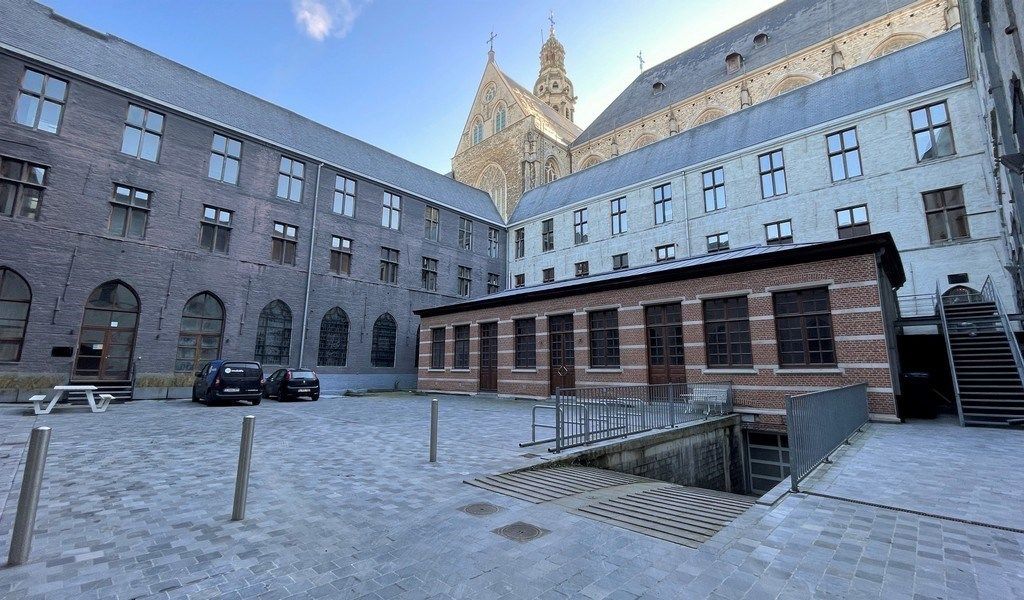 Kantoren te huur in Sint-Paulusklooster in Antwerpen foto 19