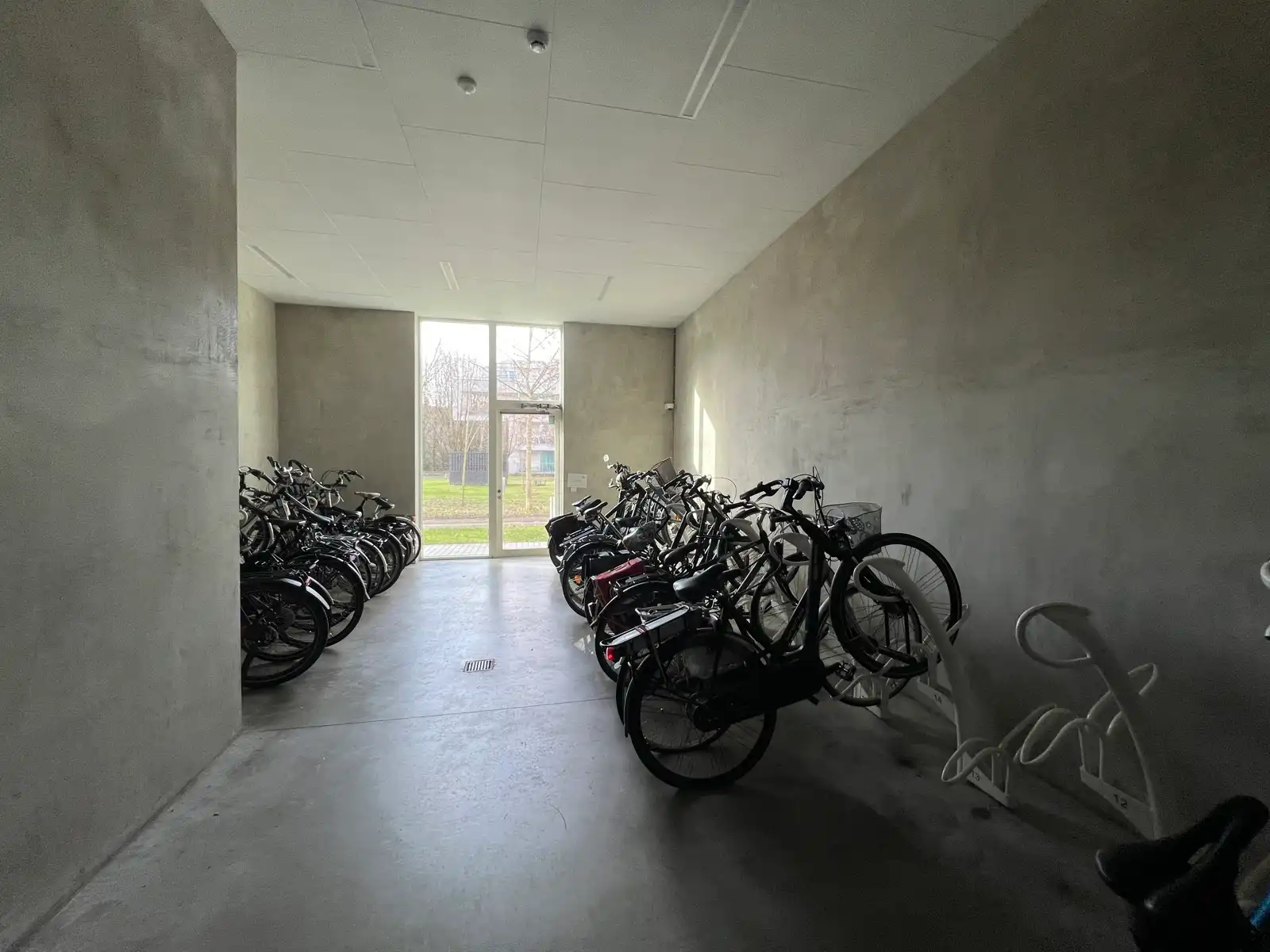 Penthouse met topligging aan de Vaartkom in Leuven te huur foto 15