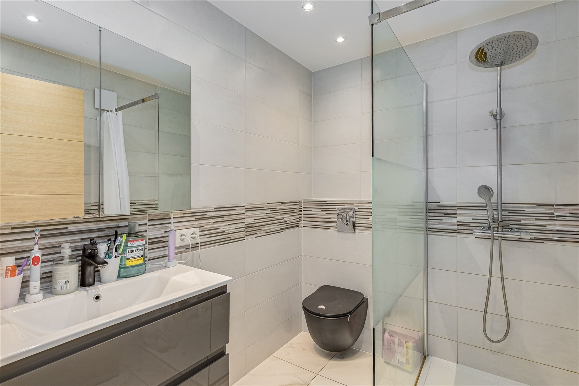Opbrengsteigendom: twee verhuurde appartementen foto 10