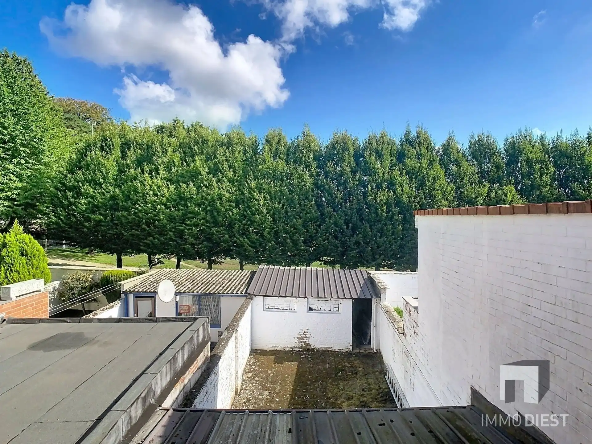 Rijwoning met 2 slaapkamers en stadstuin op gunstige locatie foto 28