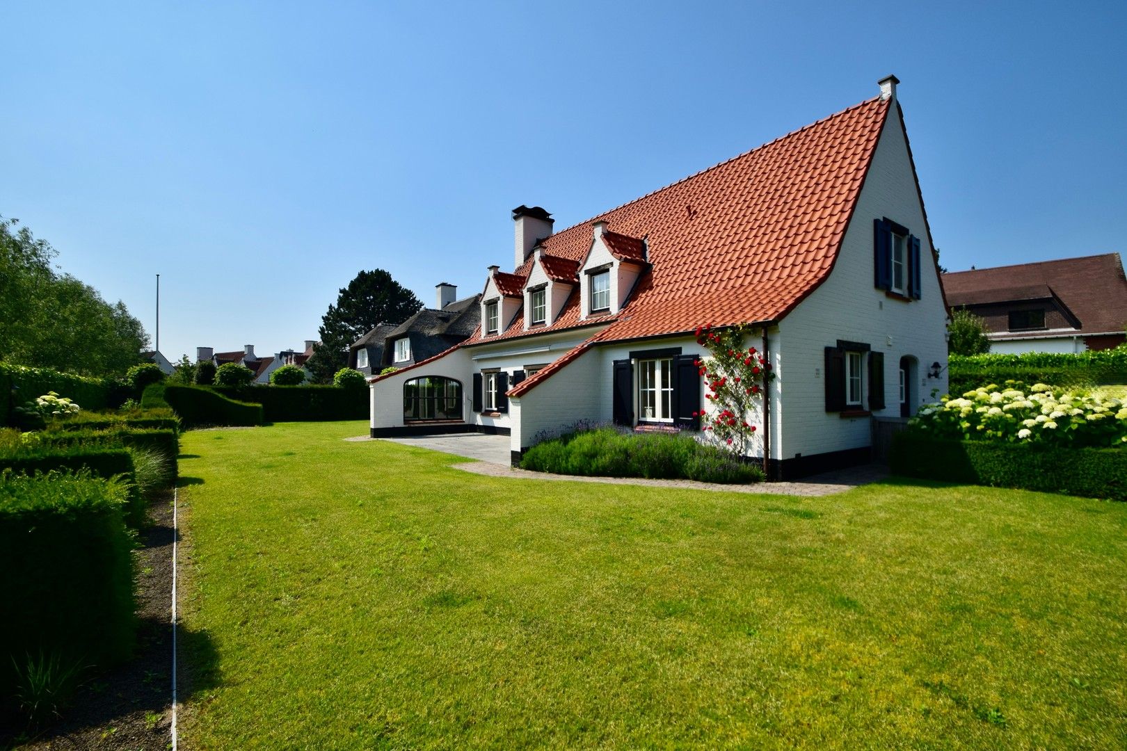 Alleenstaande villa nabij de Magere Schorre en de Kalfmolen, genietend van groene zichten. foto 5