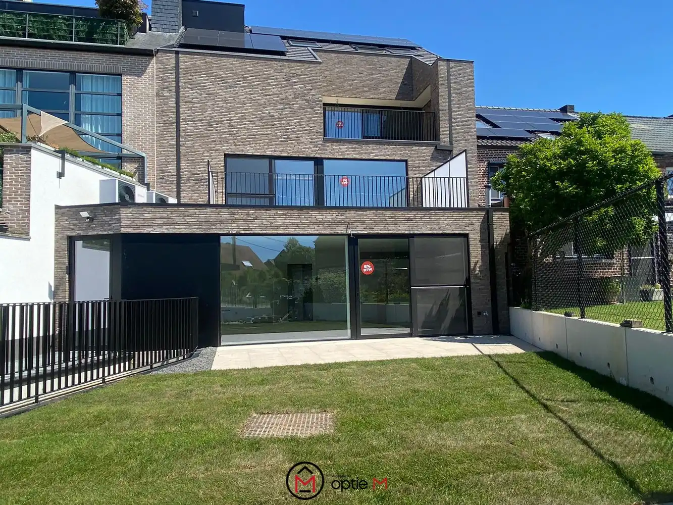 RUIM DUPLEX APPARTEMENT MET MOOI TERRAS foto 27