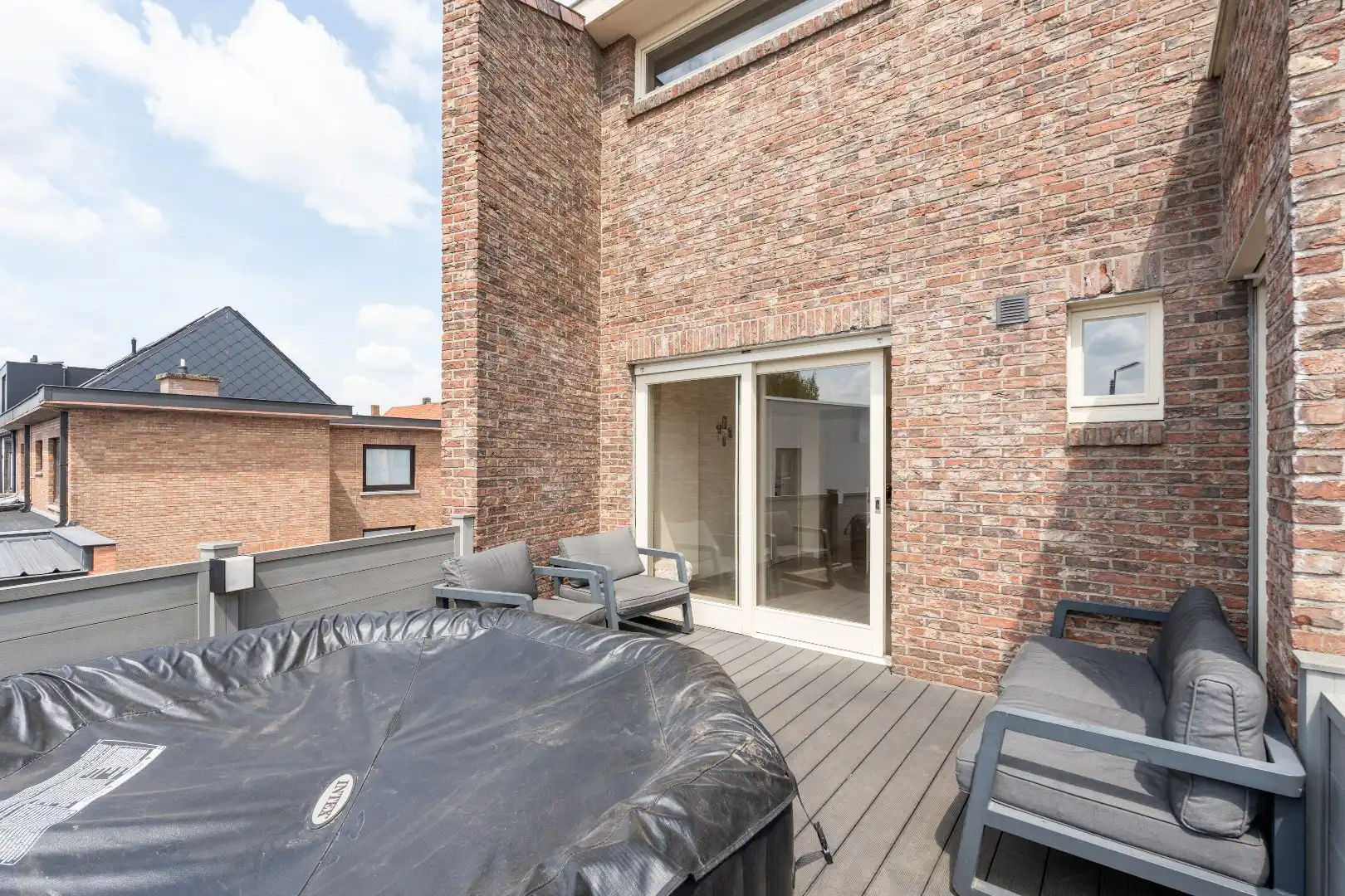 Luxe duplex appartement met 3 slaapkamers en 1 badkamer in Geluwe foto 14