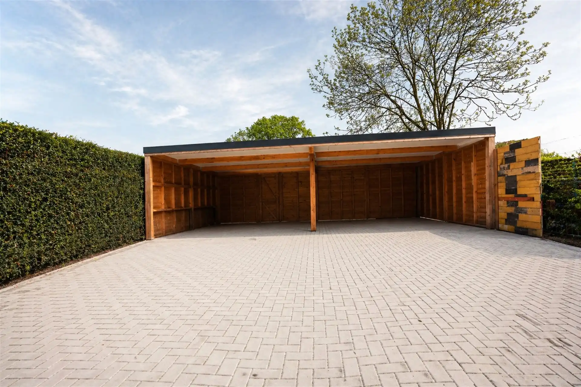 Nieuwbouwinvesteringsproject met 5 appartementen in Moerbeke foto 4