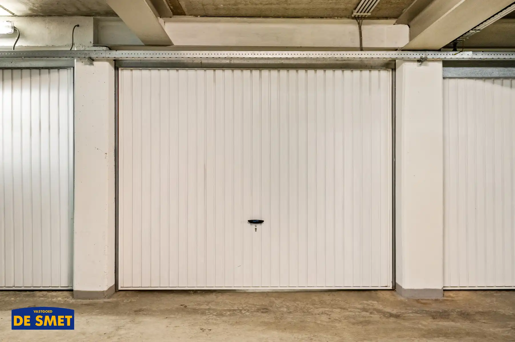 Appartement met lift, terras, garage en 2 autostaanplaatsen foto 17