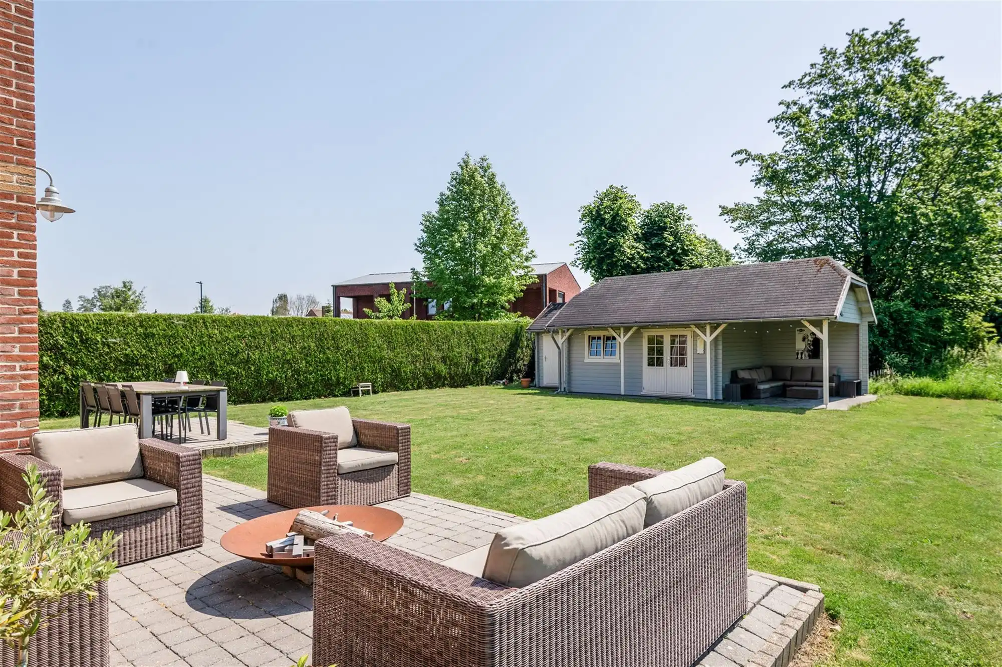 Elegante herenwoning met 4 slaapkamers, ruime zolder en zonnige tuin in Koningshooikt foto 16