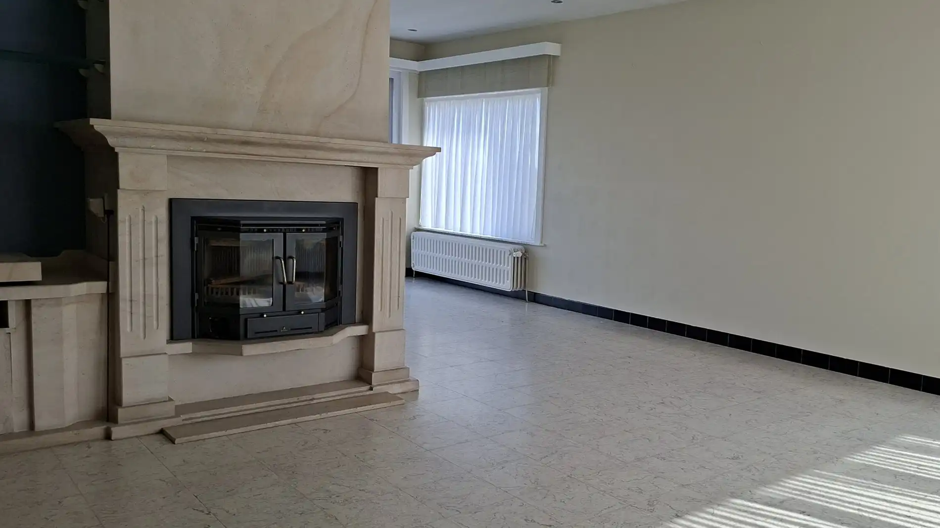 Ruime, landelijk gelegen woning met 3 slaapkamers en tal van mogelijkheden! foto 3