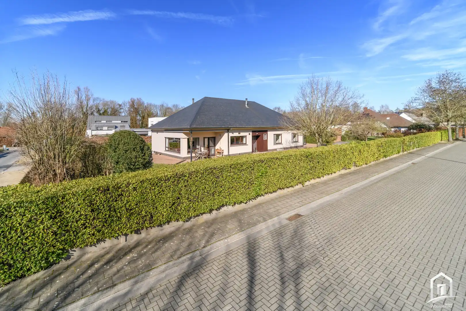 Stijlvolle villa in residentiële buurt. foto 3