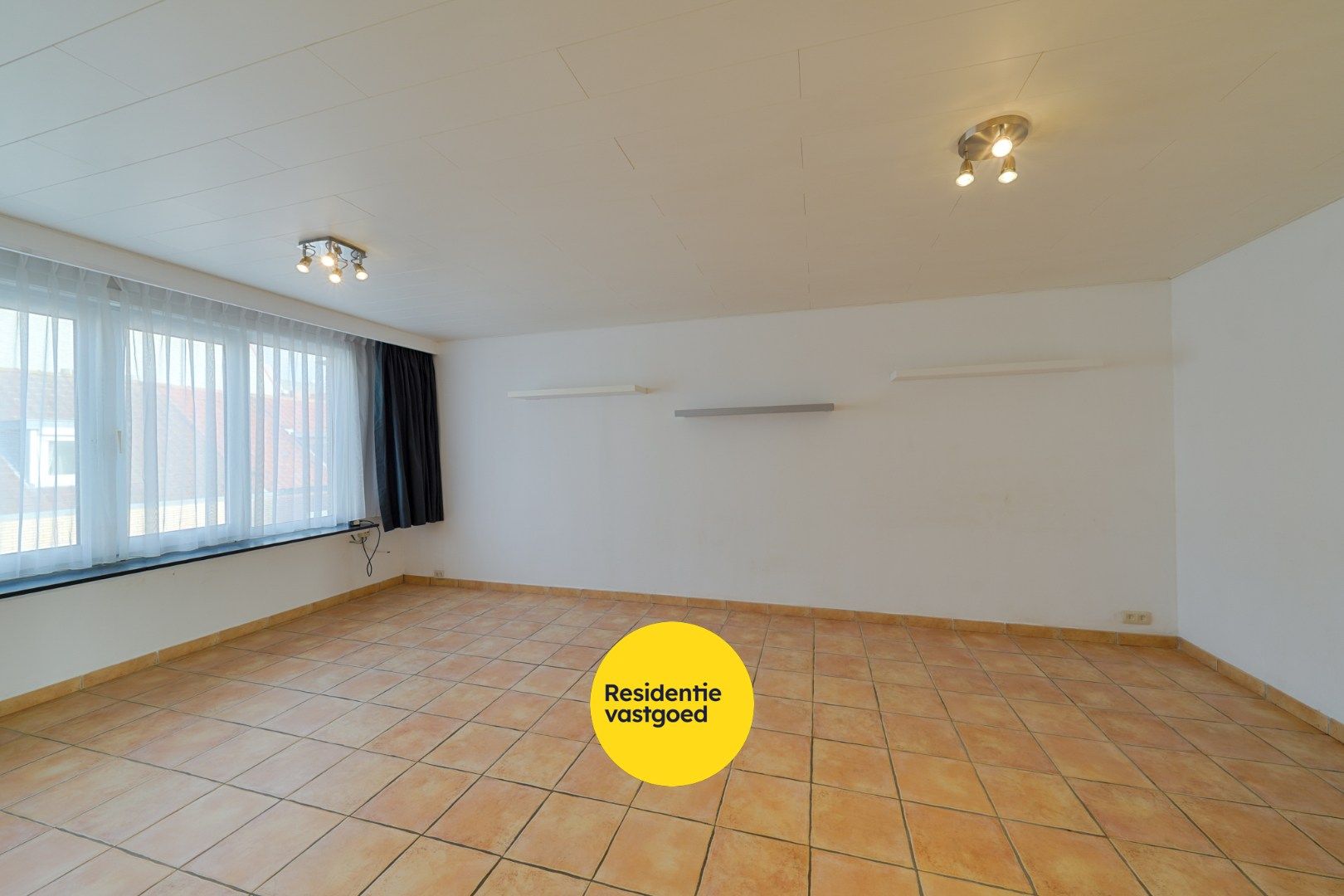 Ruim en instapklaar appartement met open zicht – op wandelafstand van zee en winkels foto 7