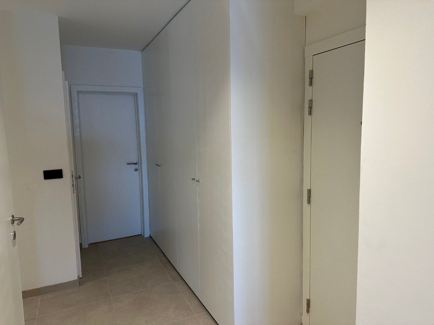 Exclusief luxe   3 slpk.  appartement met frontaal zeezicht en centraal op Zeedijk .    3  terrassen !  Direct aan het strand op topligging! foto 10