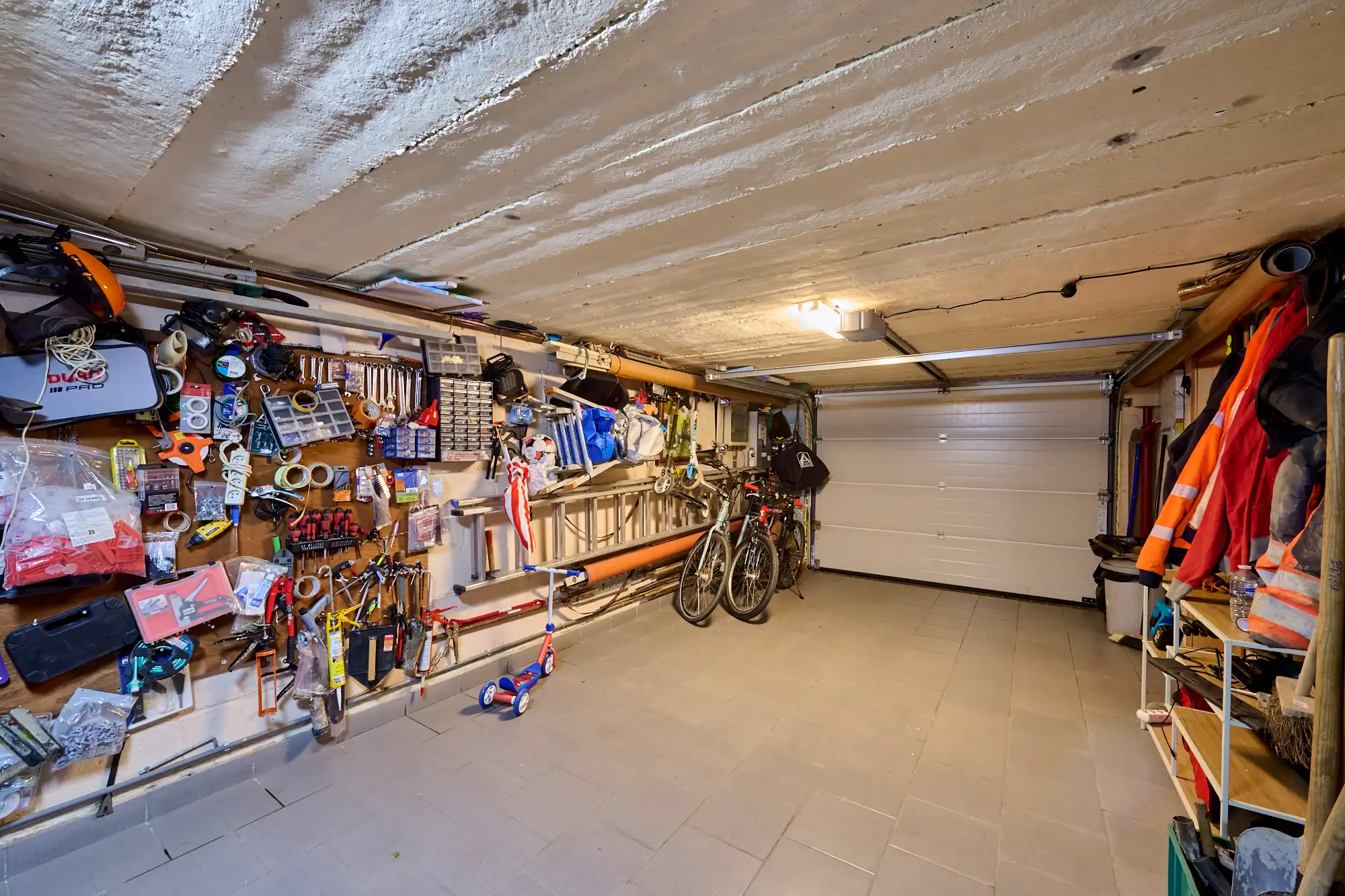 Instapklare woning met garage en 3 slpks op rustige locatie foto 16