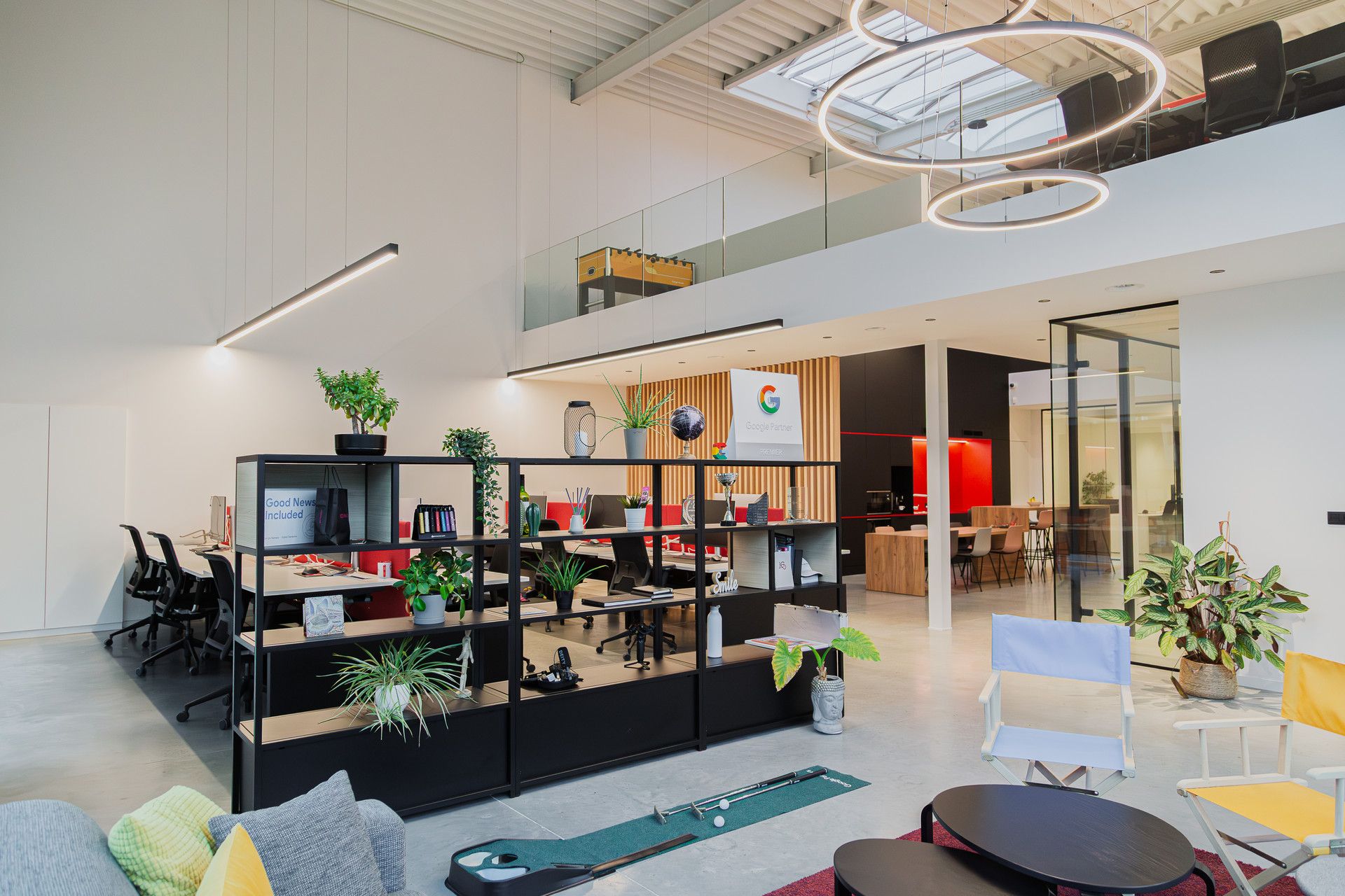 RECENT KANTOORGEBOUW VAN 366M² TE TONGEREN NABIJ E313. foto 4