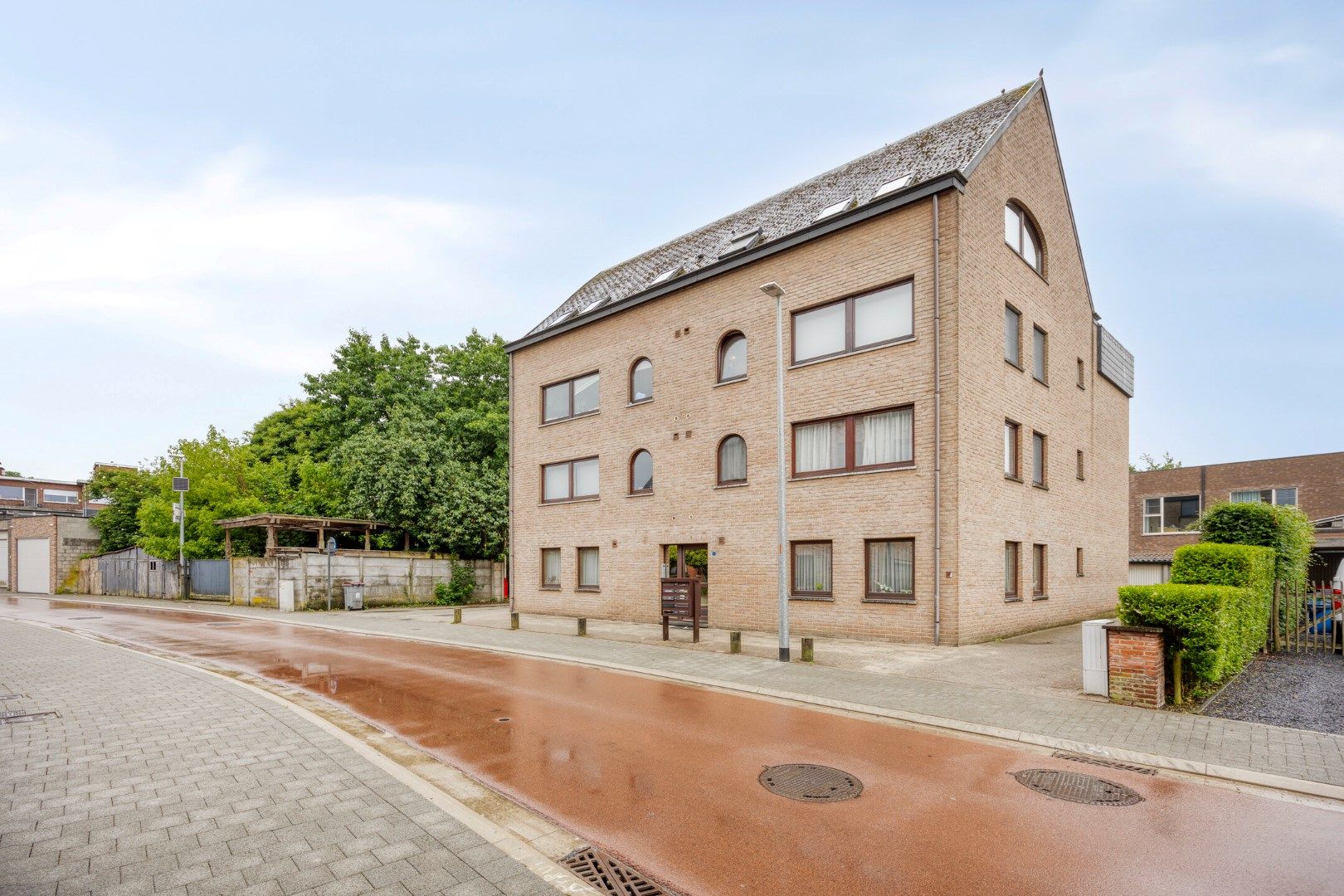investeringseigendom van 2 appartementen in kleinschalig gebouw  foto 2