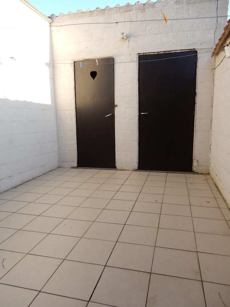 Half open bebouwing in het centrum van Tielt.  foto 10