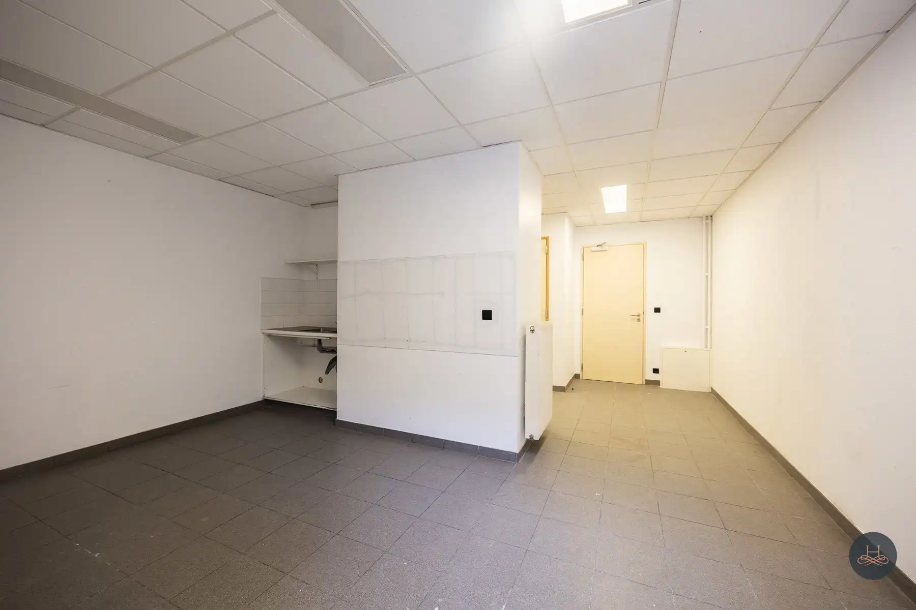 Nieuwbouw KMO-unit met kantoorruimte! foto 6