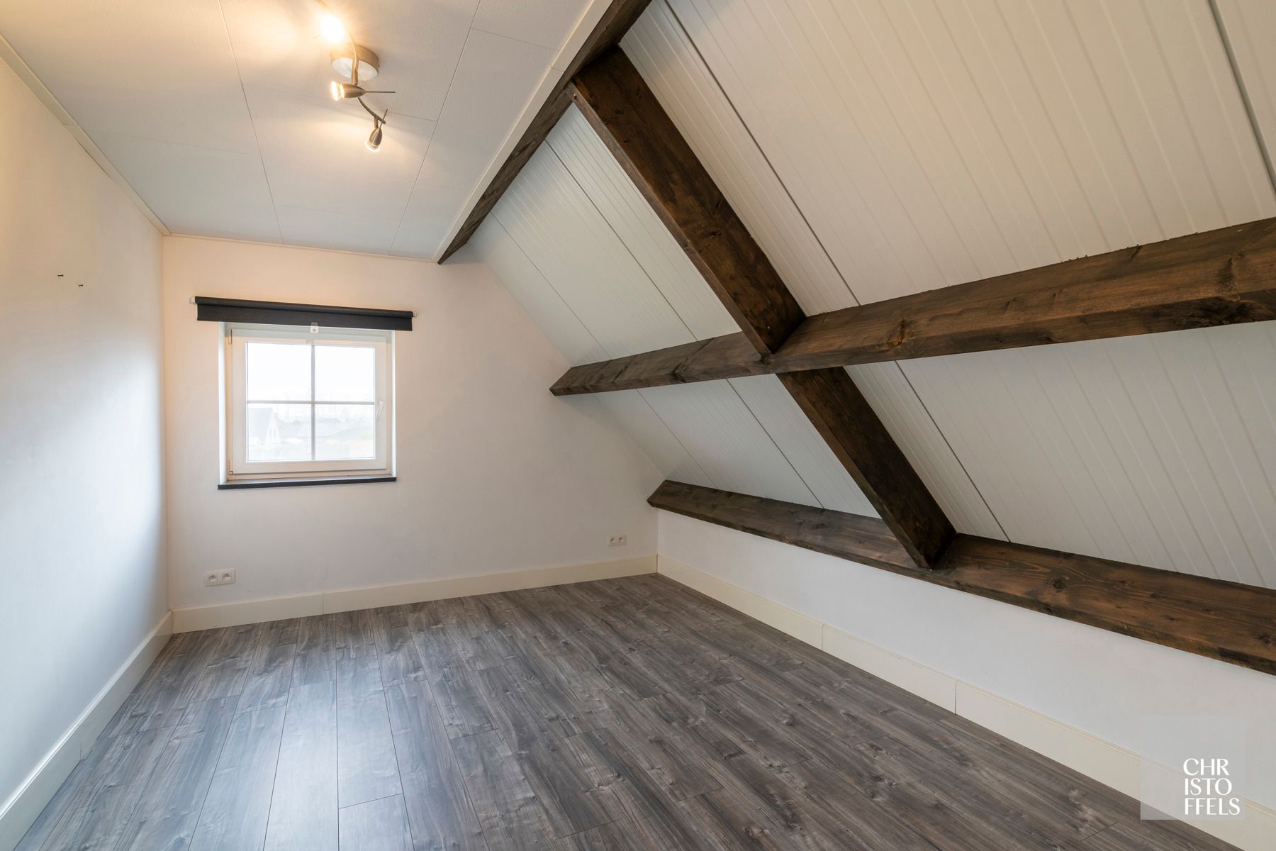 Energiezuinige, instapklare pastorijwoning met 4 slaapkamers in rustige buurt! foto 20