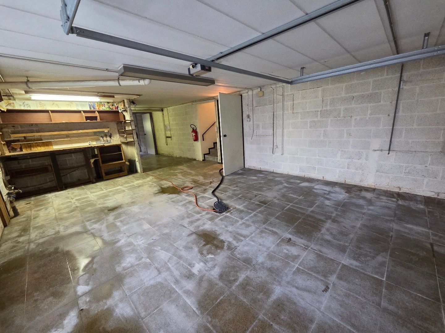 Ruime te renoveren woning met aanpalende gronden voor een totale oppervlakte van 12860 m²! foto 20
