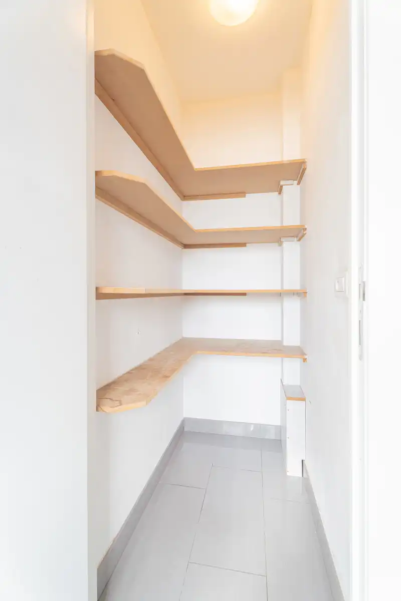 Ruim instapklaar duplex appartement te Sint-Pieters-Leeuw foto 23