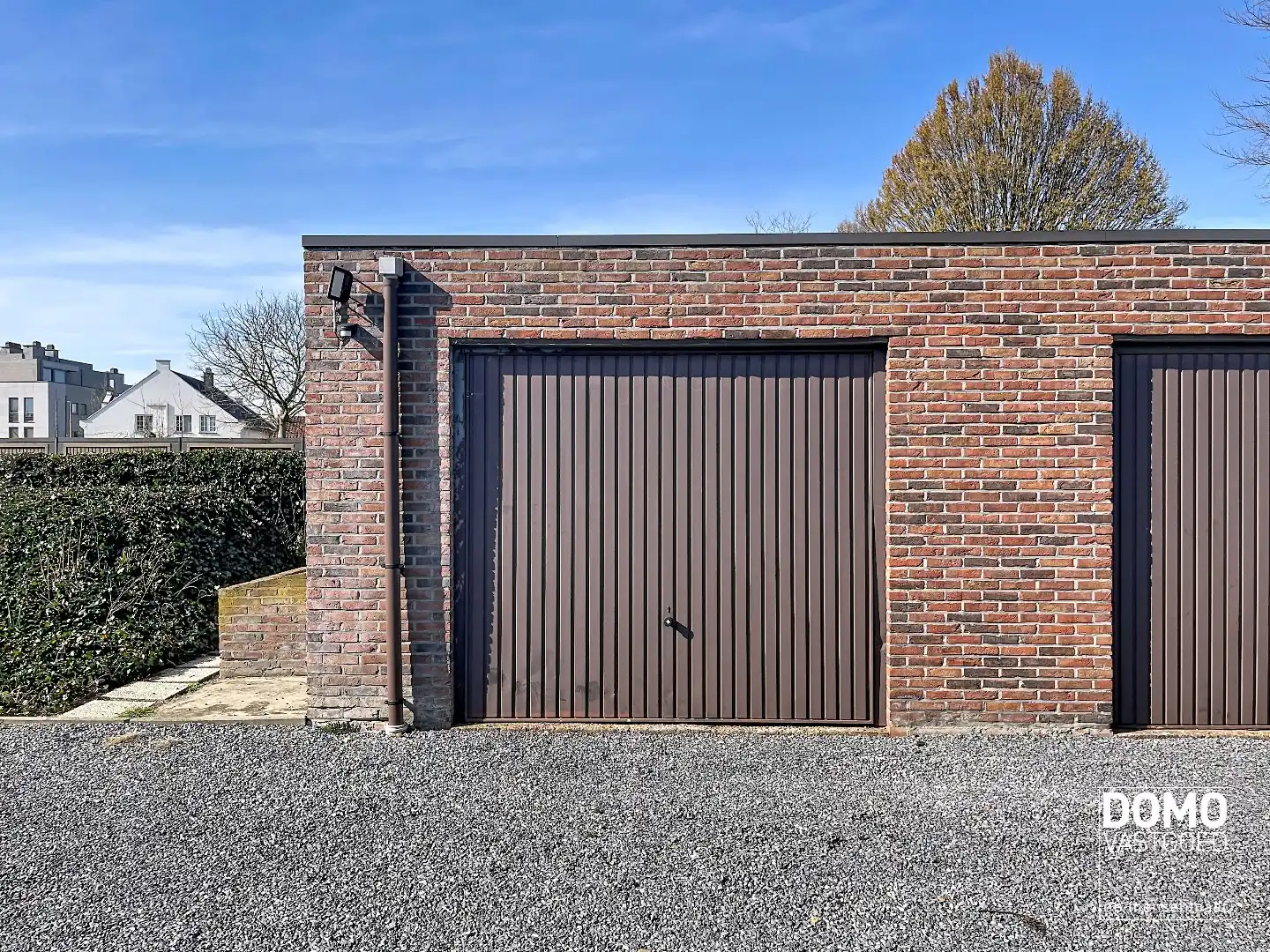 VOLLEDIG TE RENOVEREN HANDELSPAND TE KOOP IN KERMT foto 8