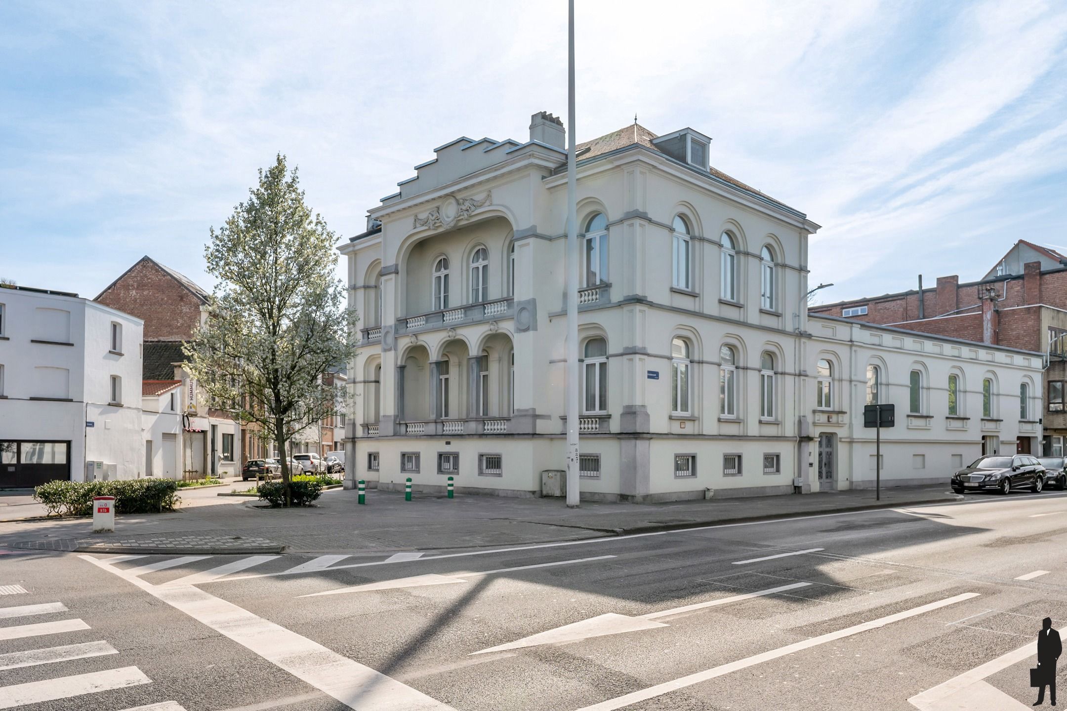 Neoclassicistisch herenhuis aan de stadsrand van Mechelen foto 28