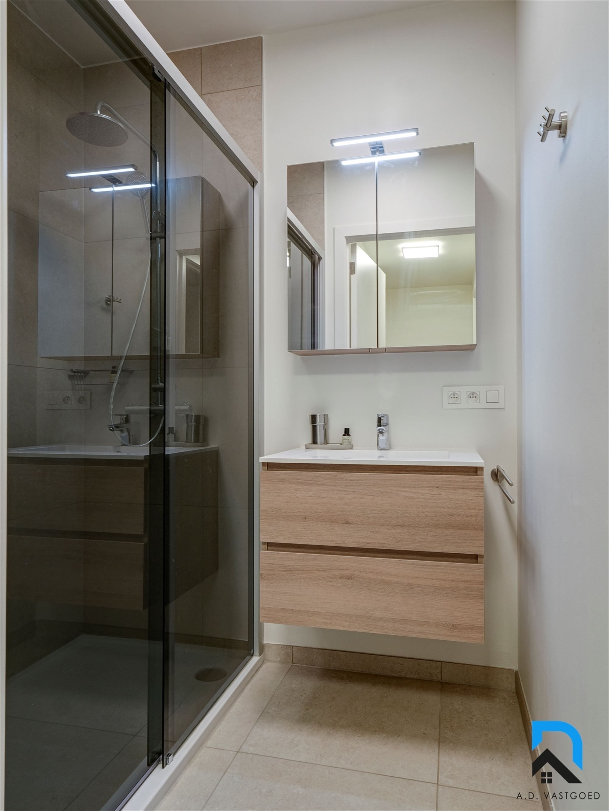 Appartement met 3 slaapkamers op toplocatie in Hasselt foto 17