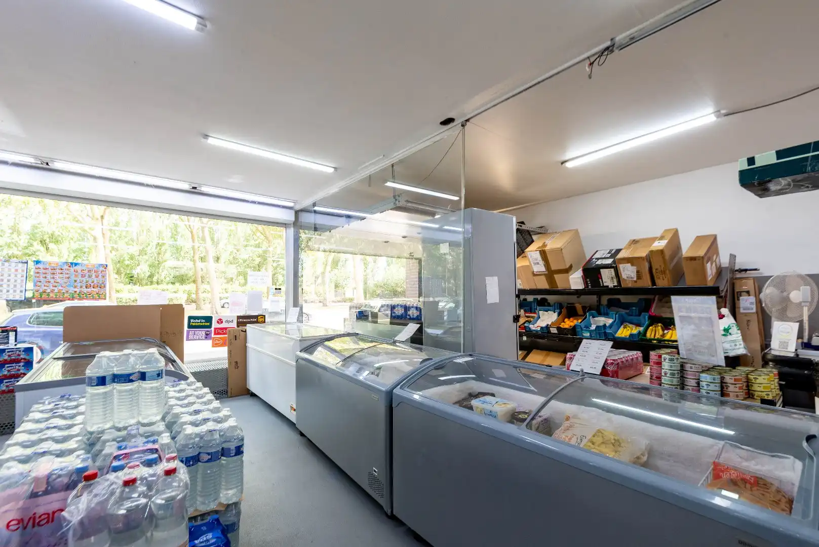 Ruim handelspand van 165 m² met tal van mogelijkheden foto 8