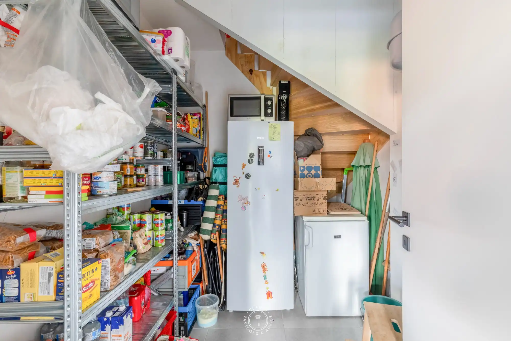 Praktische nieuwbouw woning met tuin en garage foto 11