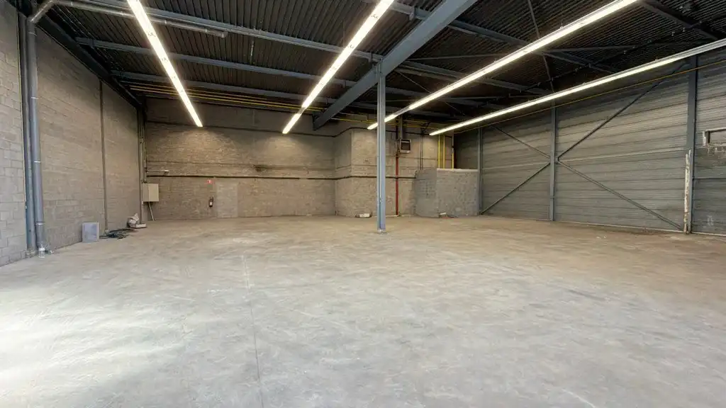 Magazijn te huur aan de haven van Antwerpen foto 12