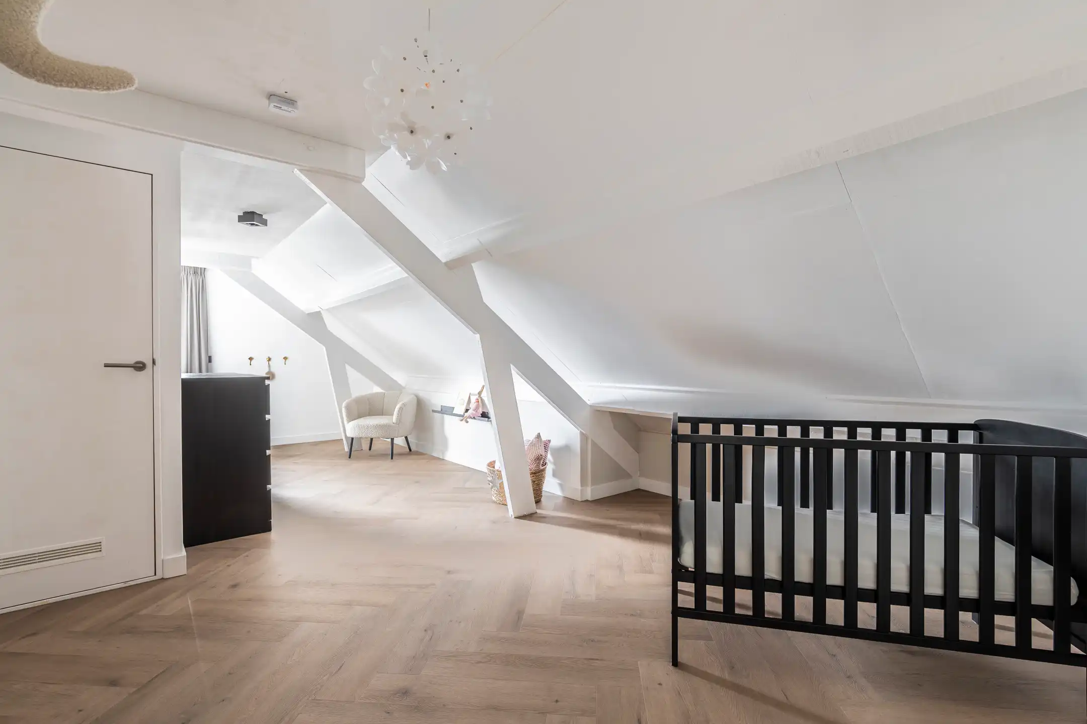 luxe afgewerkte vrijstaande woning op 842 m² in Poppel. foto 17