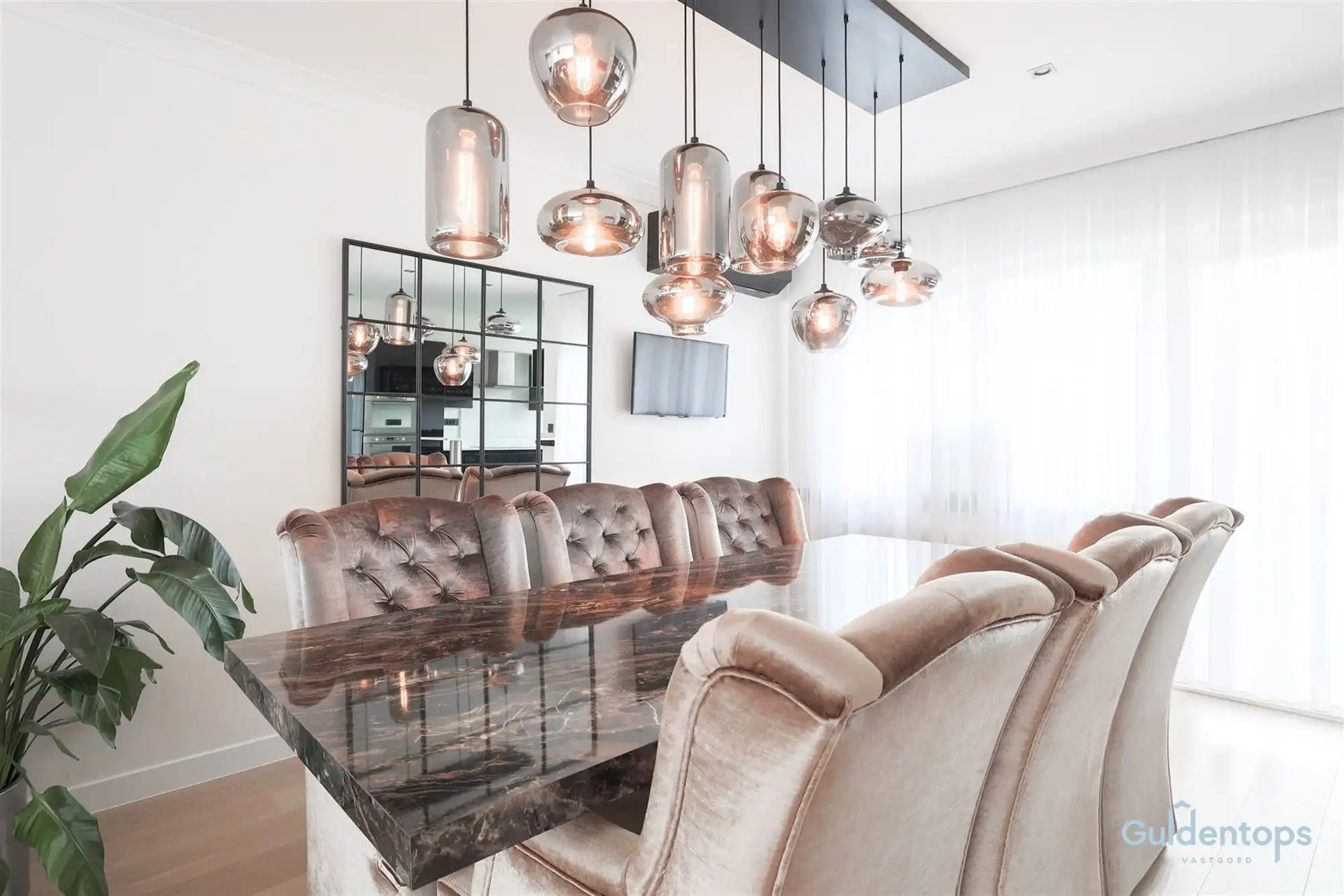 Knappe ruime woning op absolute toplocatie foto 14