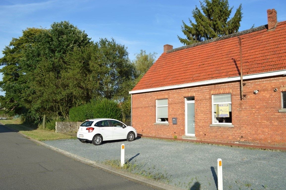 Rustig gelegen woning met twee slaapkamers foto {{pictureIndex}}