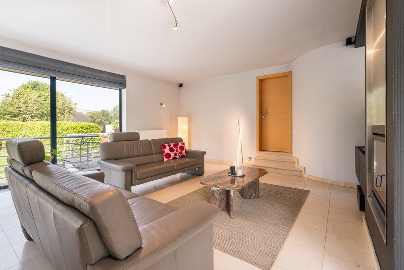 Riante en luxueuze villa  met wellness en weides foto 4