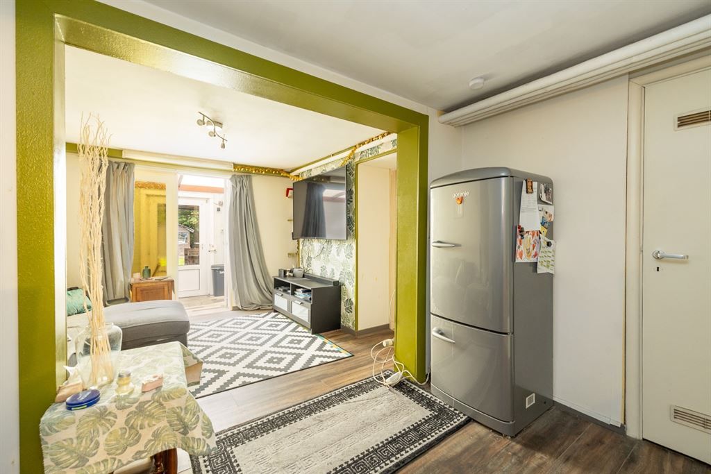 Ruime bel-etage met 3 slpk en gezellige tuin foto 19