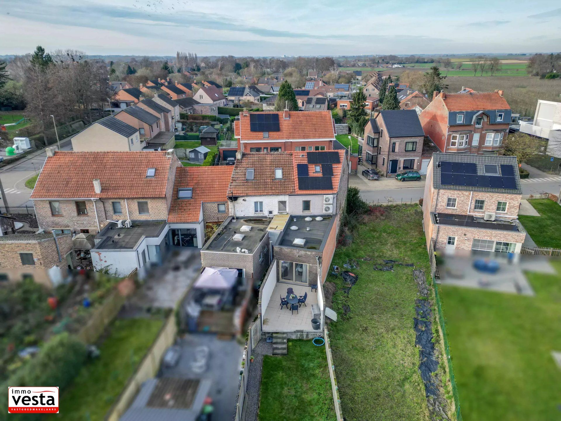 Ruime, gerenoveerde woning op goede locatie foto 3