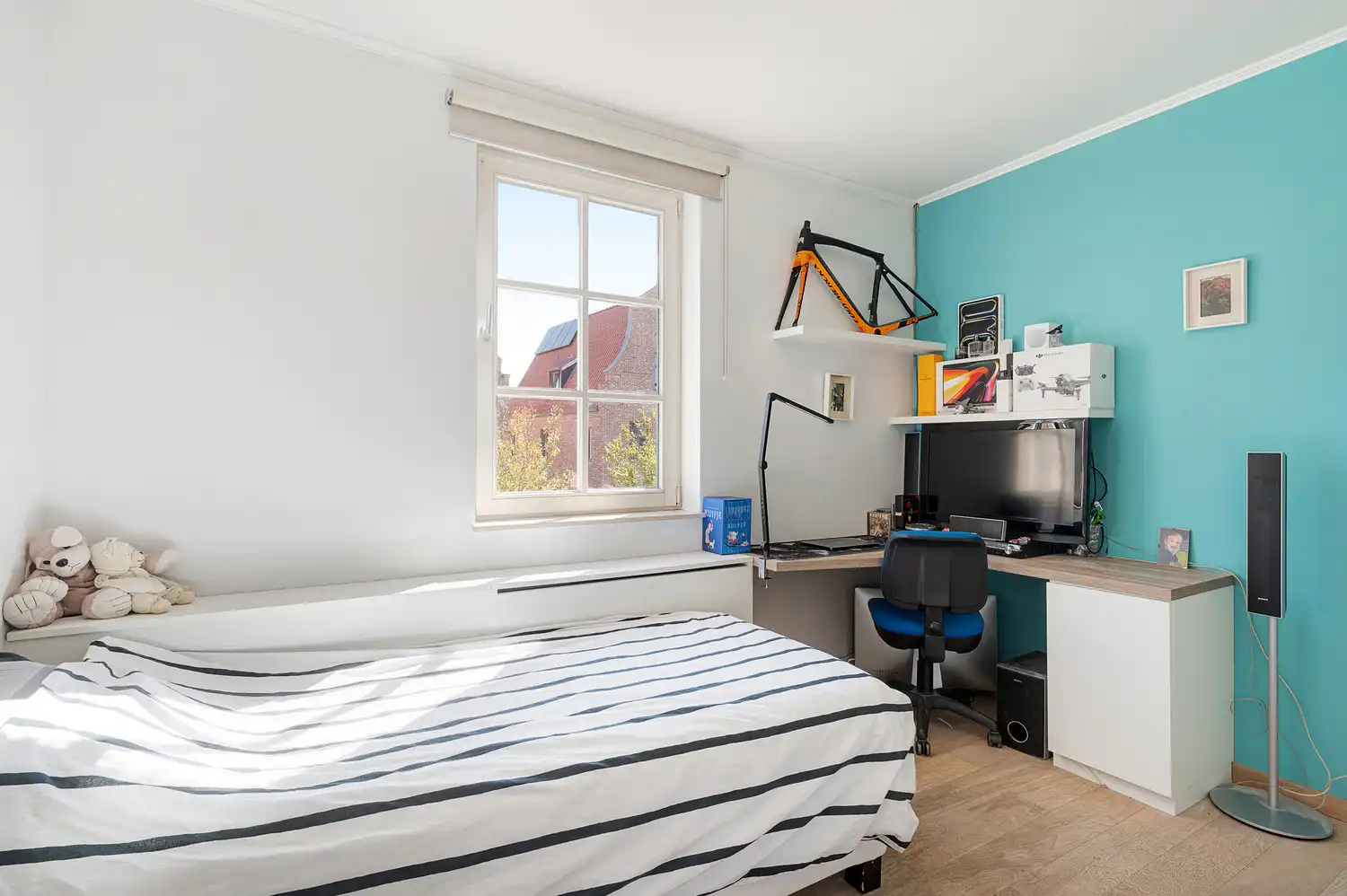 Ruime gezinswoning met 3 slaapkamers, garage  en tuin foto 14