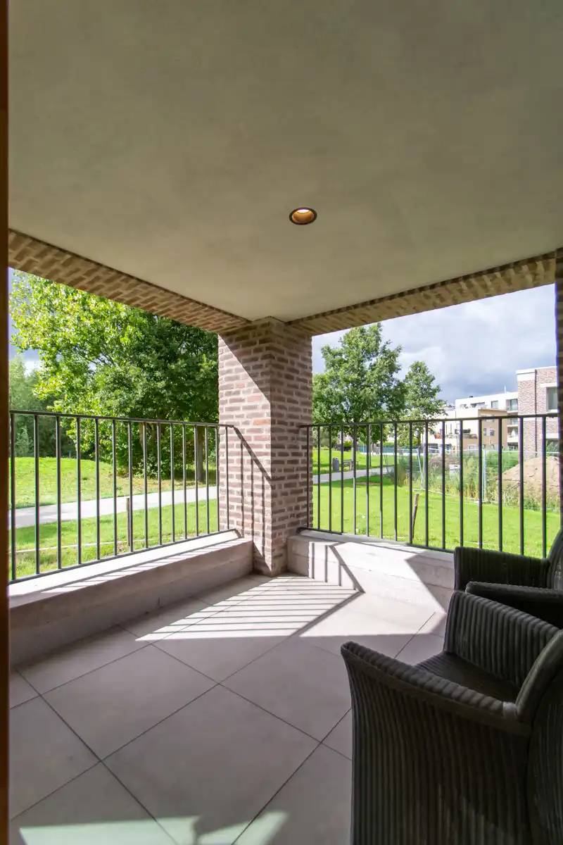 Rustig gemeubeld en comfortabel 1slpk appt. met mooi terras  foto 11