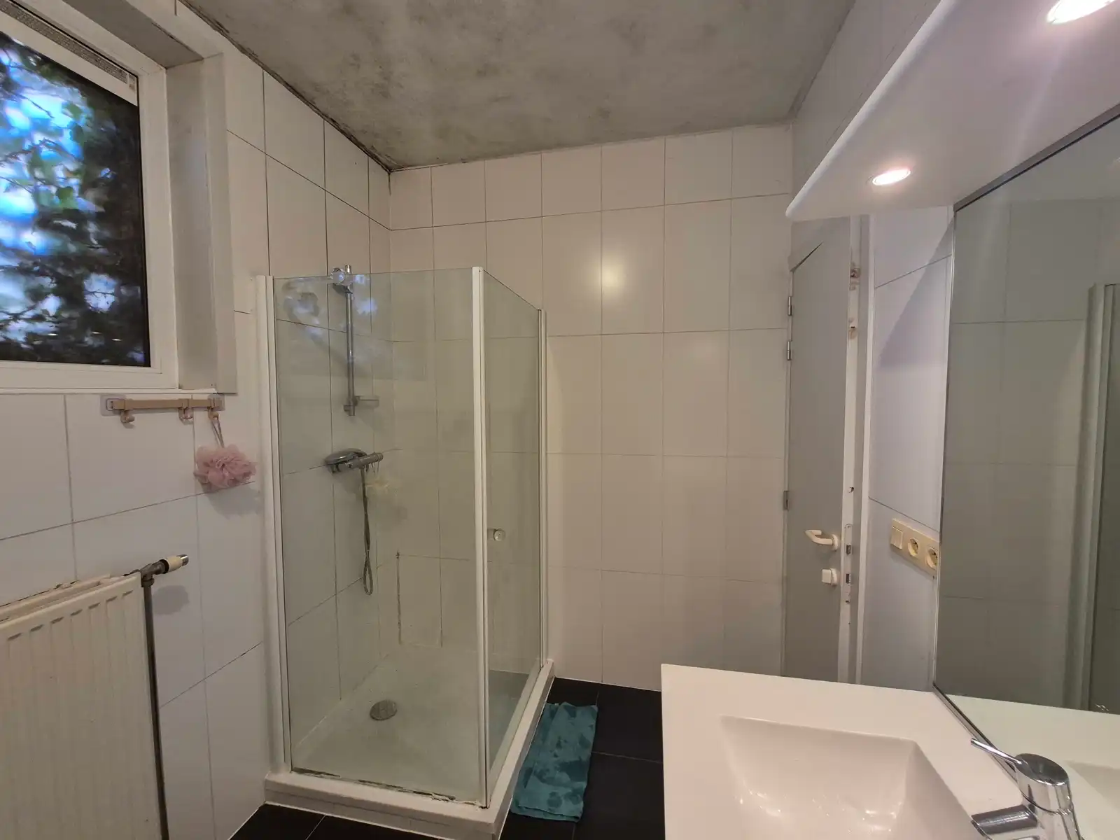 Comfortabel 2-slaapkamer appartement met veel ruimte foto 9